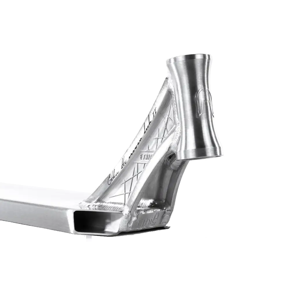 Deck Ethic Erawan V2 Brut headtube